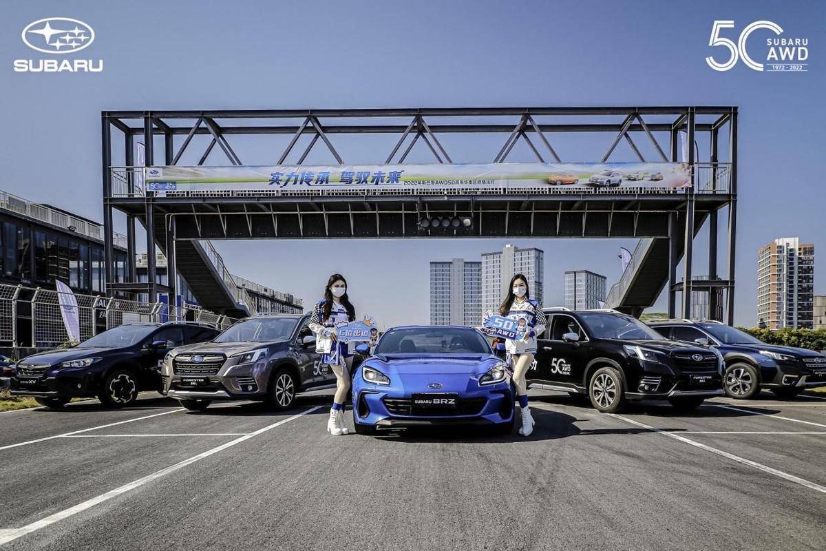 走南闯北的东风天龙KX王者版 2022再夺大奖