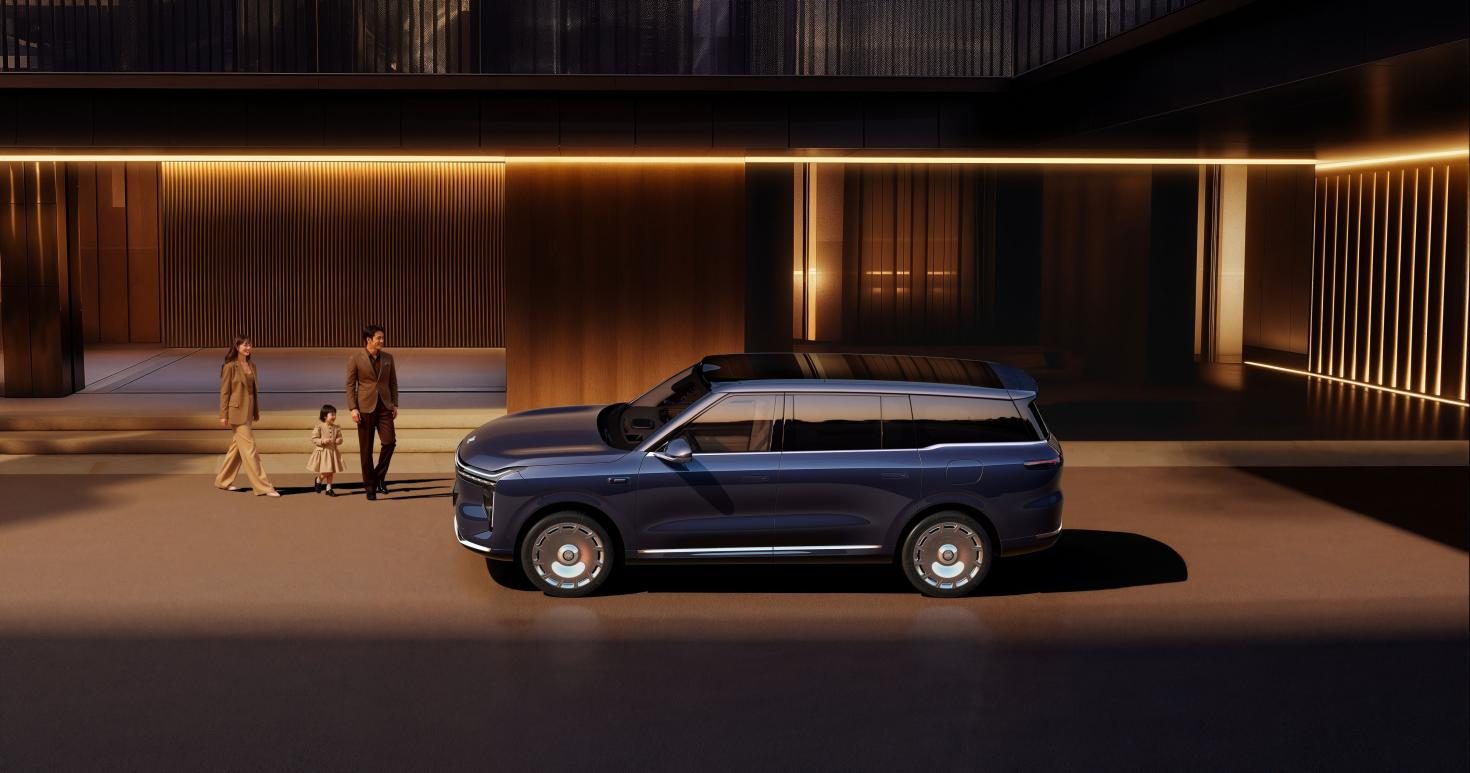 从同行到专属！俞敏洪三站旅程认证，猛士M817就是终极智野王者！