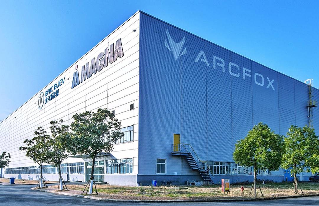 以安全为锚点,华为乾崑智驾ADS 4打造可信赖的全场景智驾体验