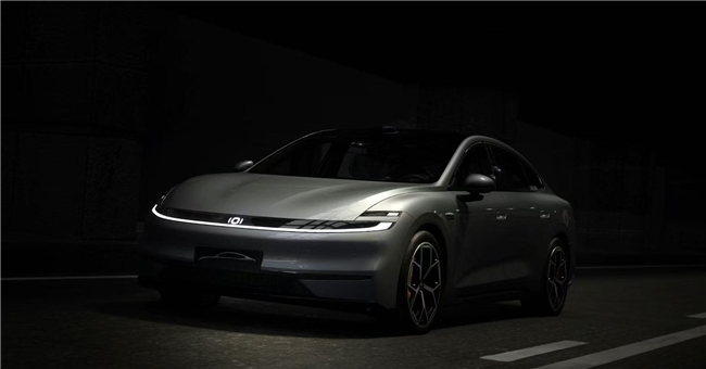 马瑞利推出集成触控技术的全功能一体式贯穿前照灯