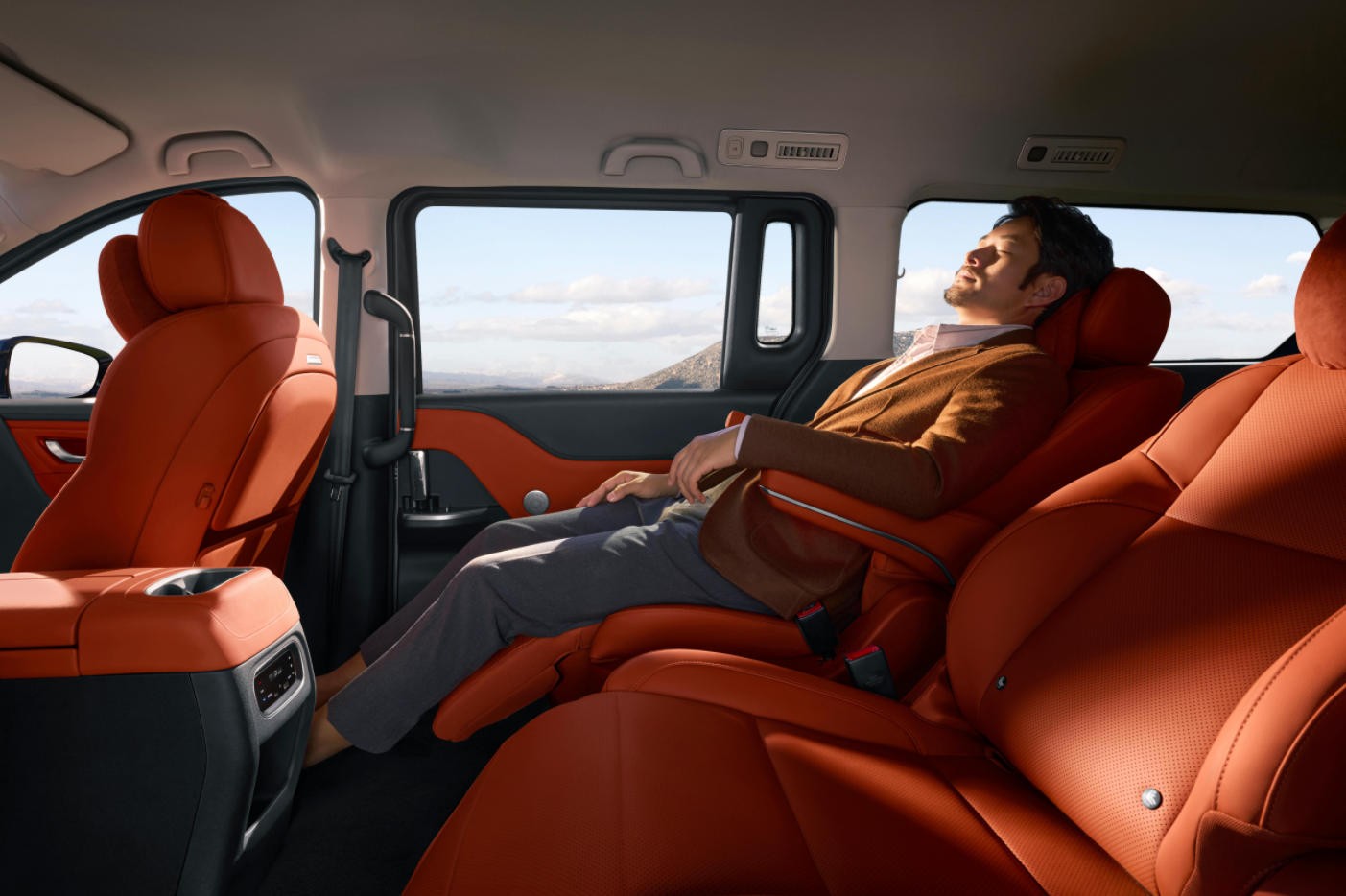 1764646341129200.jpg 66.jpg