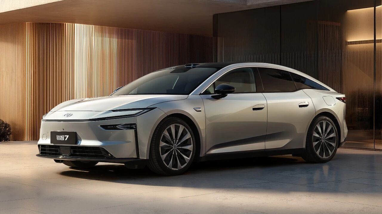 开着艾瑞泽8 PRO“跨年出逃”:解锁年轻人的公路浪漫