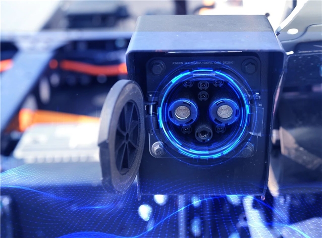 风云T9L盲订24h订单6000+！奇瑞AI之夜亮出智能新王牌