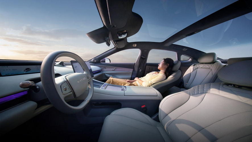 清明踏青不赶路,星途 ES 陪你赴一场春日山野之约