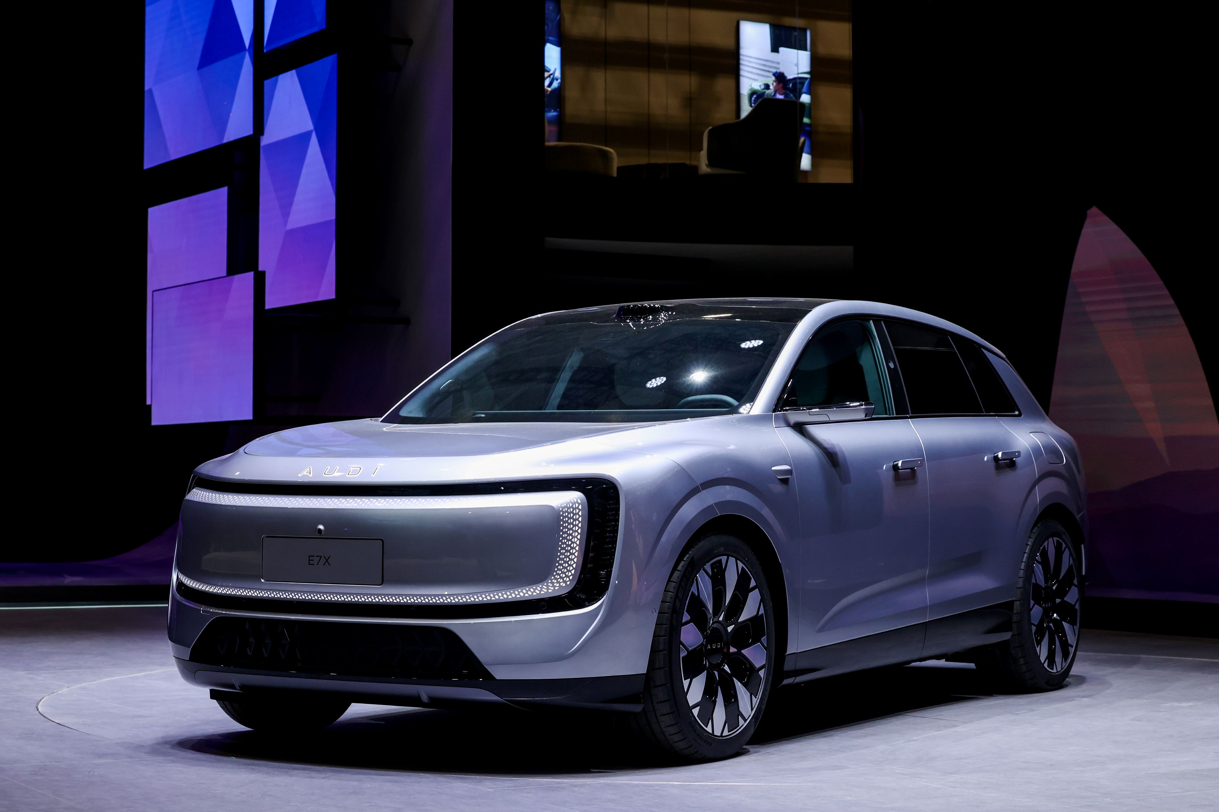 智慧性能旗舰SUV 奥迪 E7X 正式上市 限时臻享26.98万元起