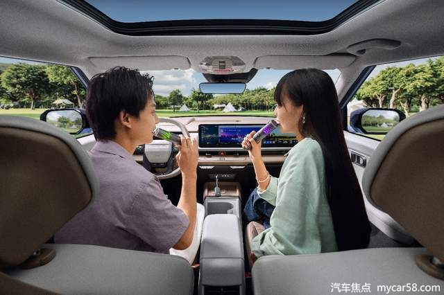起亚全新赛图斯满配上市 全国“一口价”7.99万元起